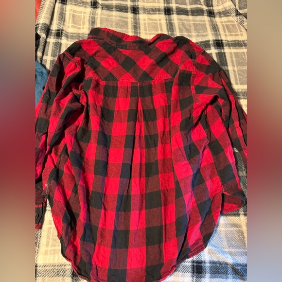 time and tru flannel. its a girls size large 12-14. it’s red and black plaid - Picture 2 of 2